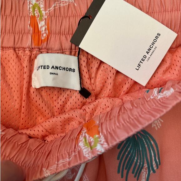 🔥 NWT Lifted Anchors “Dancing in the Dark” Skeleton Hula Shorts‎ |Size S Men's - Picture 3 of 4